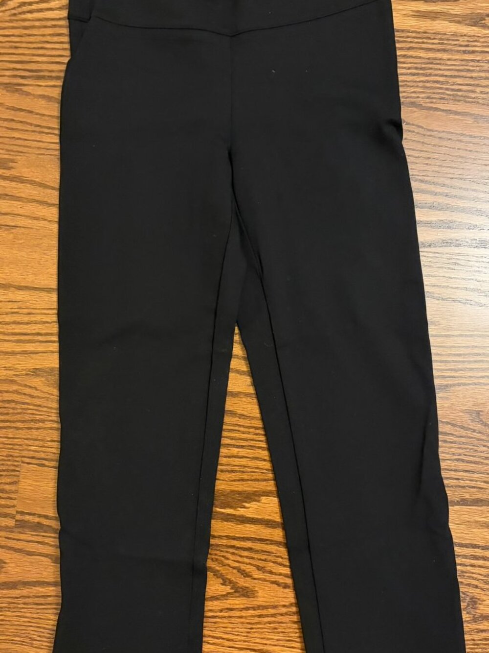 Sarah Pacini Cropped Ankle Zip Pants.